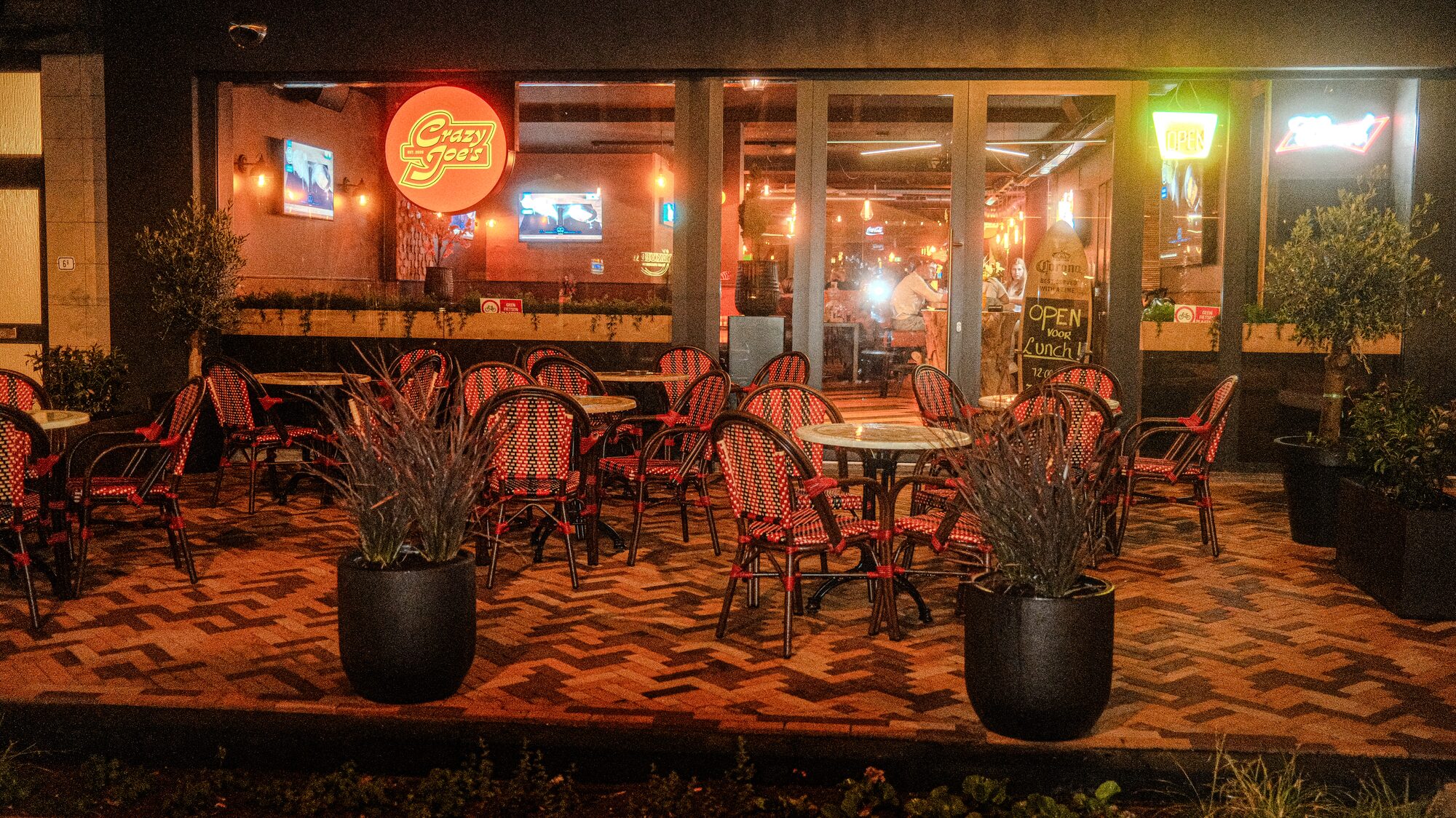 Meer over Crazy Joe's